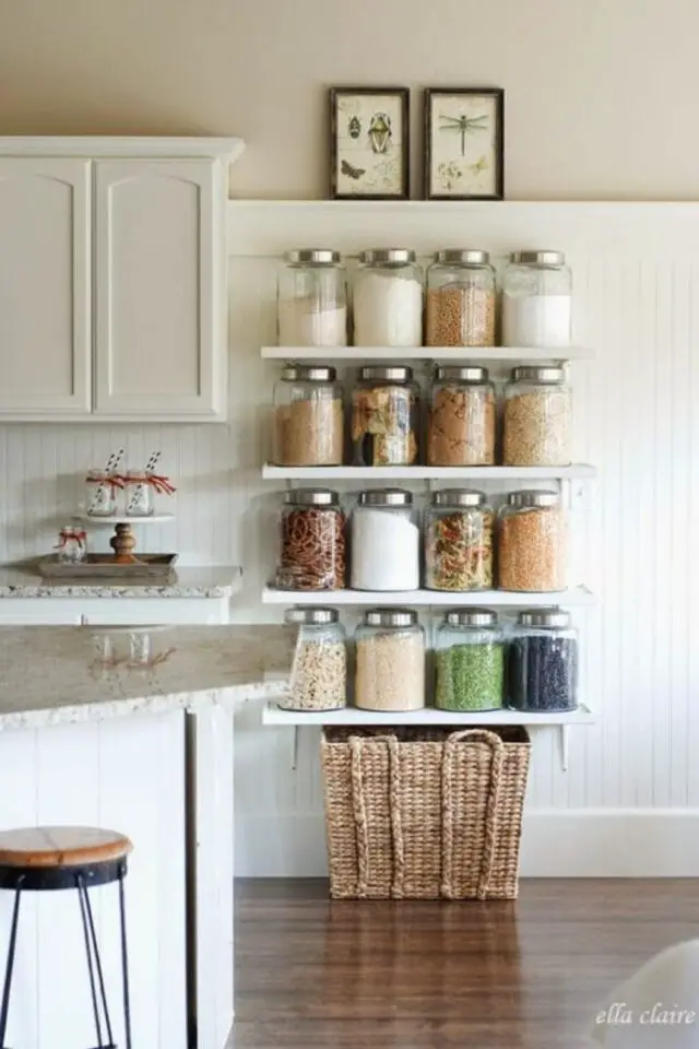 exemple rangement mural cuisine petite étagère blanche pour bocaux en verre transparent cuisine maison zéro déchet