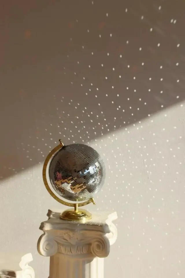 globe terrestre récup' relooké boule disco bricolage déco et loisirs créatifs DIY tendance