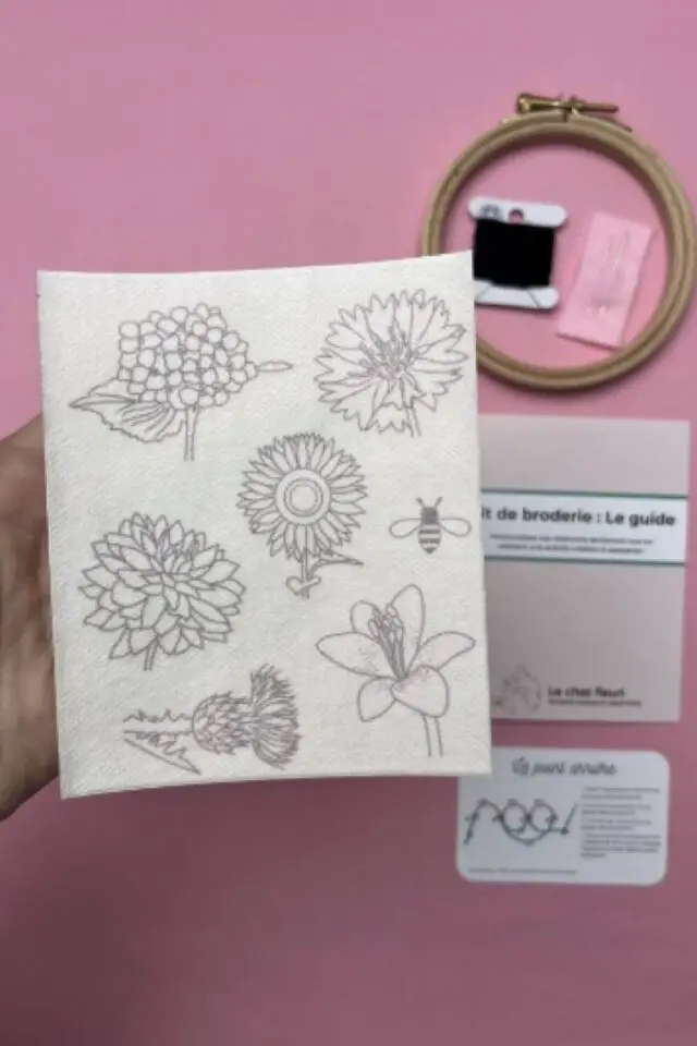 broderie made in france kit moderne pour apprendre à broder motif floral pas cher et facile spécial débutant 