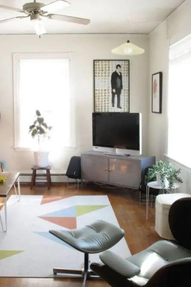 petit salon meuble TV angle style industriel pièce à vivre moderne déco