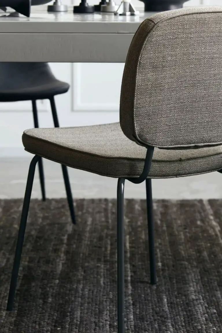 Chaise De Salle à Manger Moderne CLP - Noire, Métal - 85x50x50 Cm - Neuf