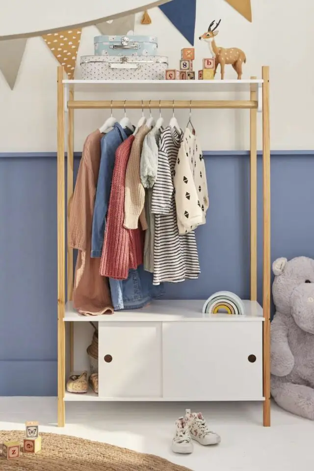 Penderie pour enfant avec portes coulissantes naturel blanc Penderie pour enfant avec portes coulissantes naturel blanc