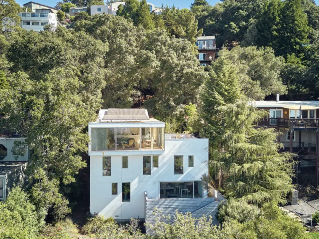 construction maison neuve respect environnement colline Etats-Unis plusieurs étages empreinte au sol construction maison neuve respect environnement colline Etats-Unis plusieurs étages empreinte au sol