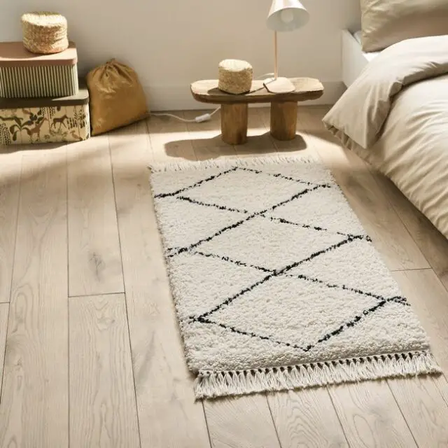 Descente de lit style berbère écru Descente de lit style berbère écru