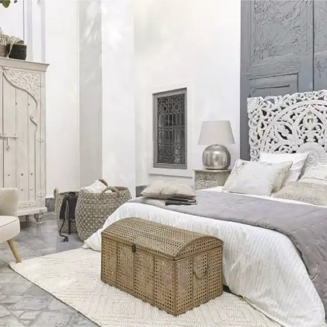 Tapis tissé en laine et coton écru motifs graphiques 140x200 Tapis tissé en laine et coton écru motifs graphiques 140x200