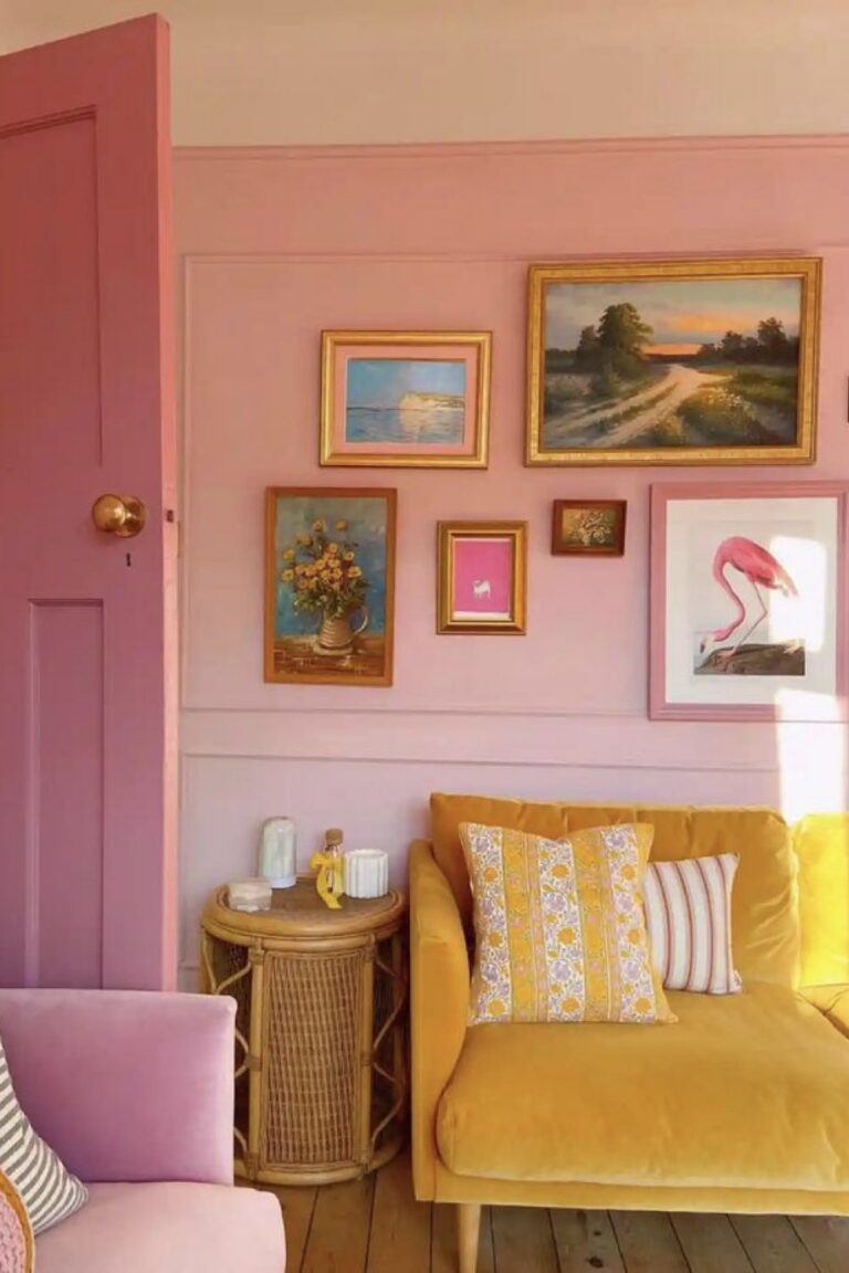 Un intérieur harmonieux grâce au combo jaune et rose