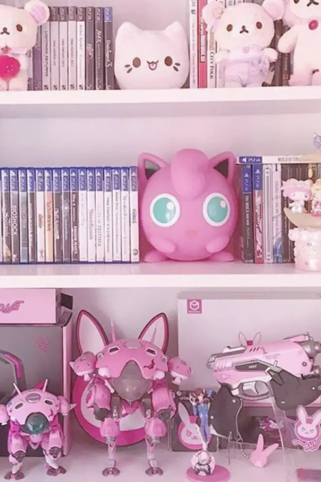 chambre ado kawaii rose bibliothèque multimédia rangement DVD jeux vidéos et figurines mignonnes colorés Pokemon 