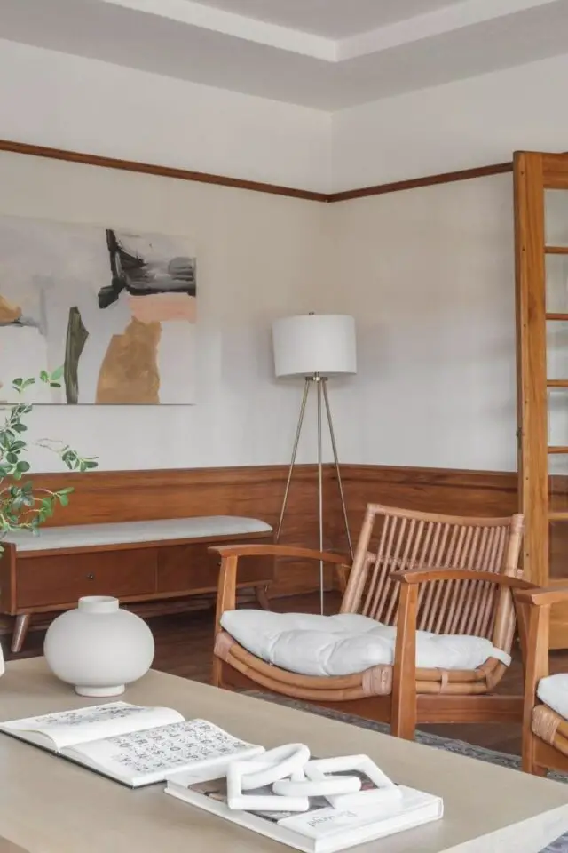 home staging guide ultime enlever des meubles pour magnifier les espaces salon épuré et chaleureux mobilier bois banc 