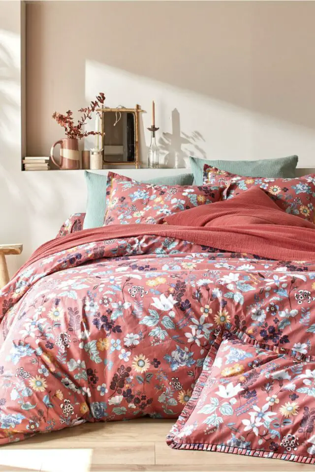Linge de lit Kelly en coton imprimé floral couleur bois de rose 