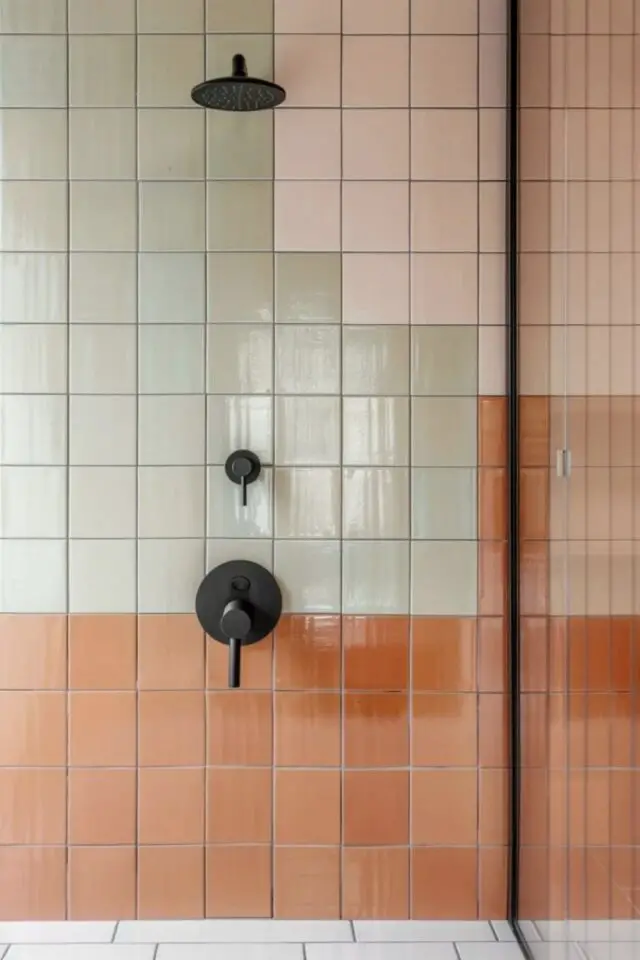 carrelage salle de bain tendance 2026 pas cher carreaux carré 15x15 cm couleurs blanc vert terracotta simple rénovation 