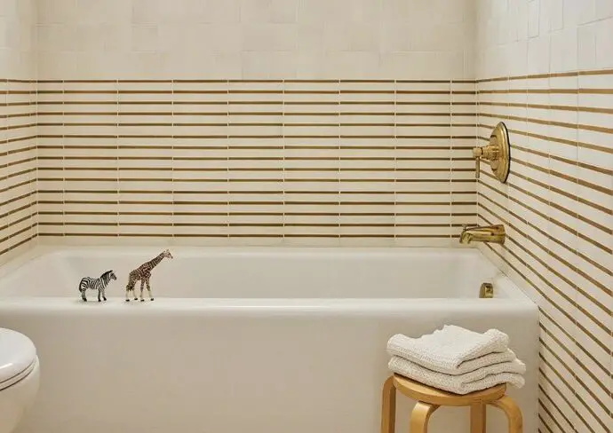 carrelage tendance 2026 salle de bain rénovation mur et sol idées modernes inspirations