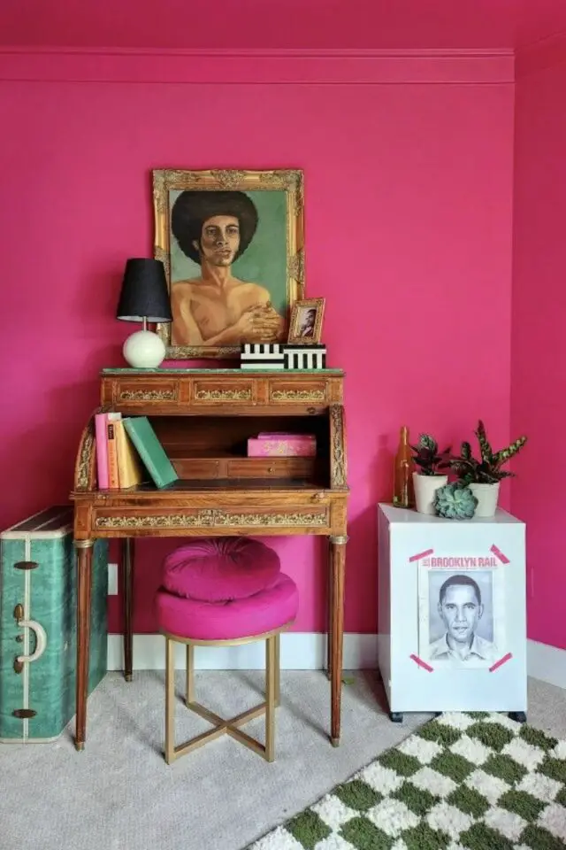 couleur tendance 2026 fuchsia électrique rose audacieux vibrant décor éclectique 