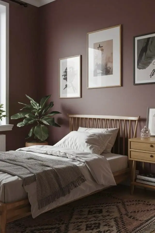 intérieur moderne couleur vieux rose chambre à coucher adulte peinture tête de lit bois plante verte draps blanc et gris décor épuré intérieur moderne couleur vieux rose chambre à coucher adulte peinture tête de lit bois plante verte draps blanc et gris décor épuré