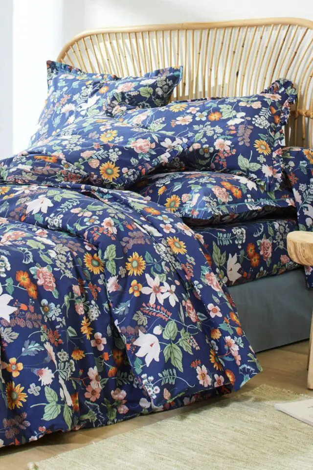 Linge de lit Kelly en coton imprimé floral bleu marine