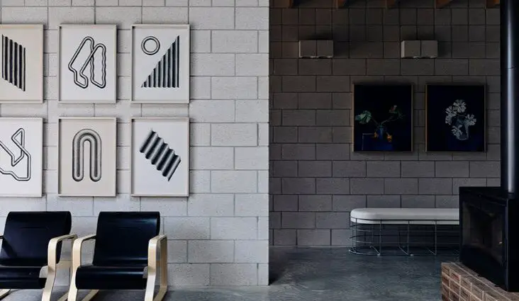 mur en parpaings bruts design intérieur avantages inconvénients