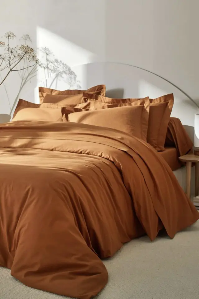 Linge de lit uni coton couleur châtaigne