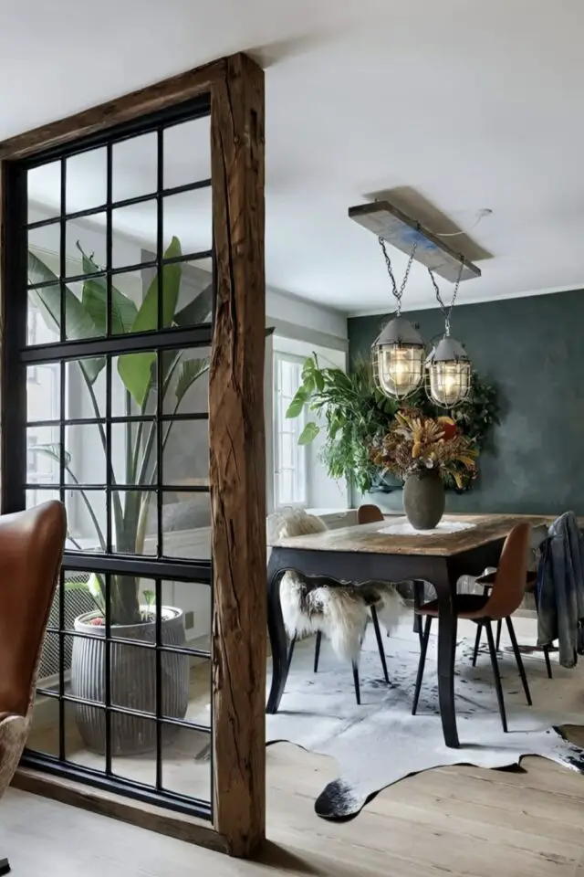 salon salle à manger moderne exemple verrière industrielle séparation des espaces bois métal et verre 