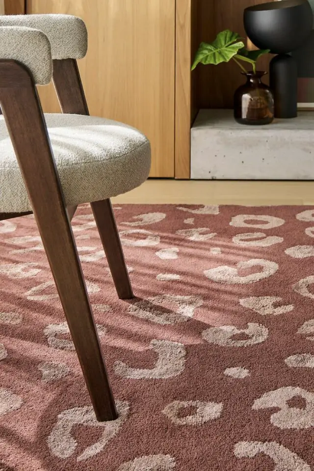 Tapis laine motif léopard