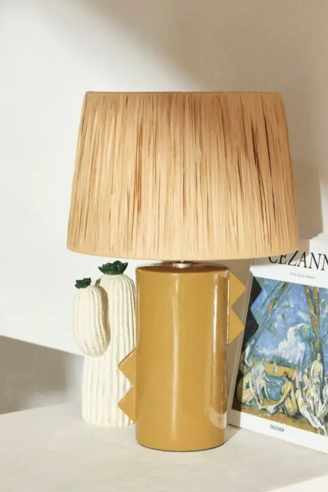 Statuette cactus en céramique blanche et verte H22