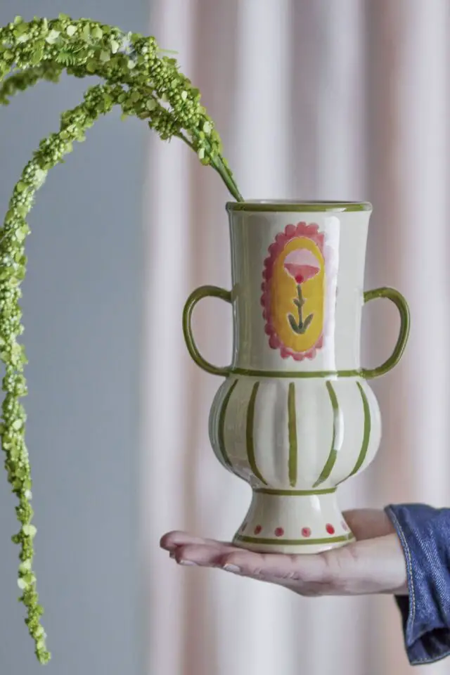 Vase Odina céramique vert / Ø 9 x H 21 cm