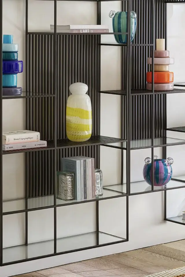 Vase flacon en verre soufflé, H32,5 cm jaune et blanc Vase flacon en verre soufflé, H32,5 cm jaune et blanc