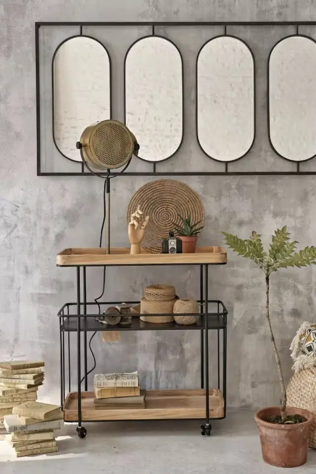 Desserte à roulettes marron et noire