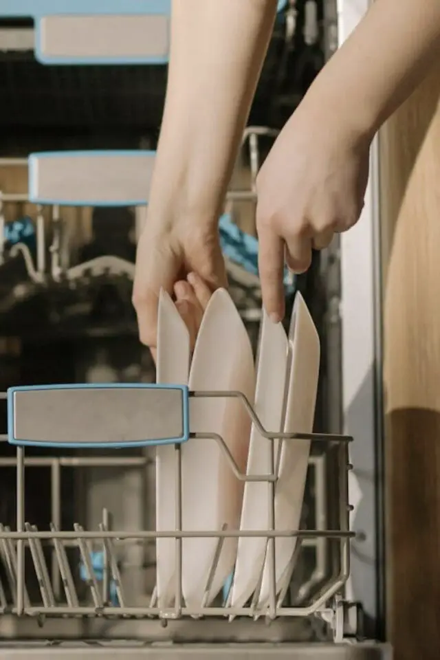 entretien lave-vaisselle conseil fréquence routine de ménage cuisine entretien lave-vaisselle conseil fréquence routine de ménage cuisine