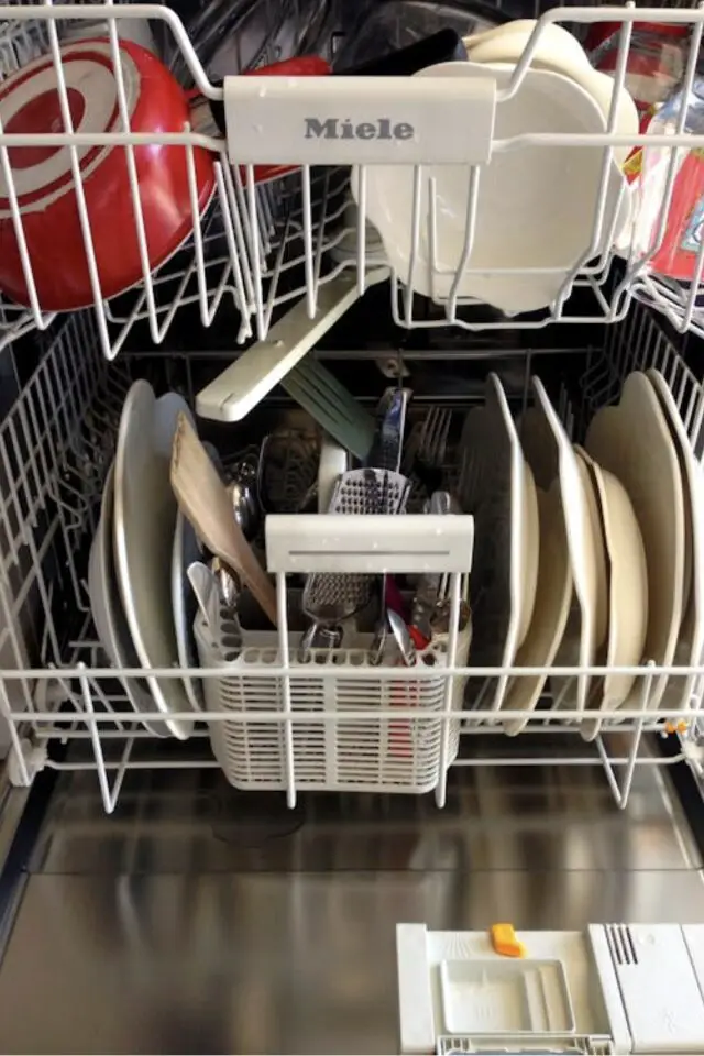 entretien lave-vaisselle routine de ménage cuisine fréquence de nettoyage déboucher naturellement entretien lave-vaisselle routine de ménage cuisine fréquence de nettoyage déboucher naturellement