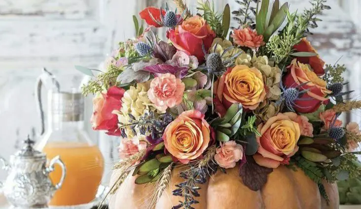 Halloween chic citrouille et bouquet de fleurs idées DIY à faire soi même