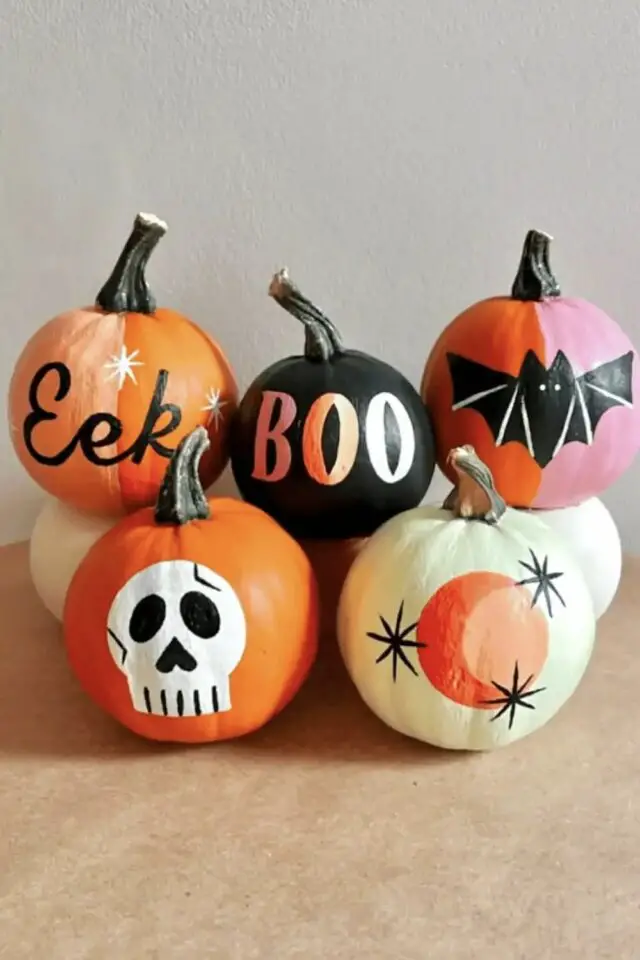 Halloween décor citrouille peinture à faire avec les enfants idée originale chauve-souris tête de mort lune couleur Halloween décor citrouille peinture à faire avec les enfants idée originale chauve-souris tête de mort lune couleur