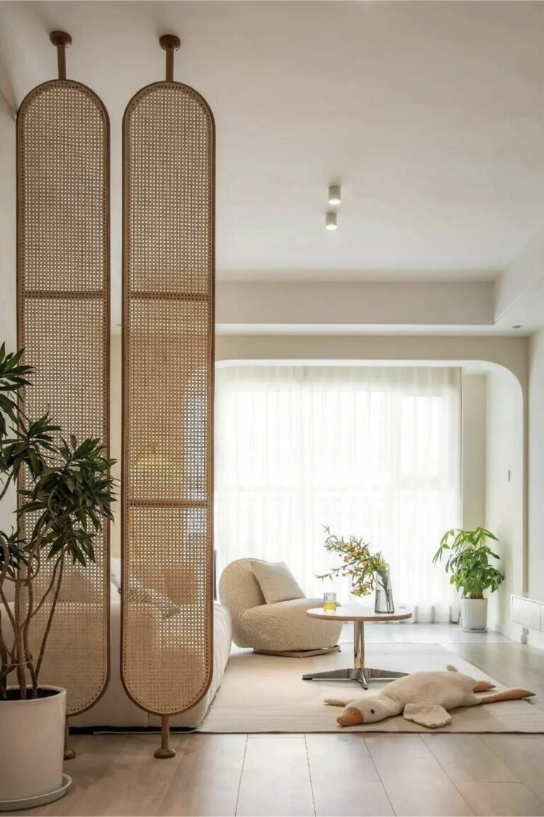 Séparer l’entrée du salon: 10 idées pour structurer l’espace