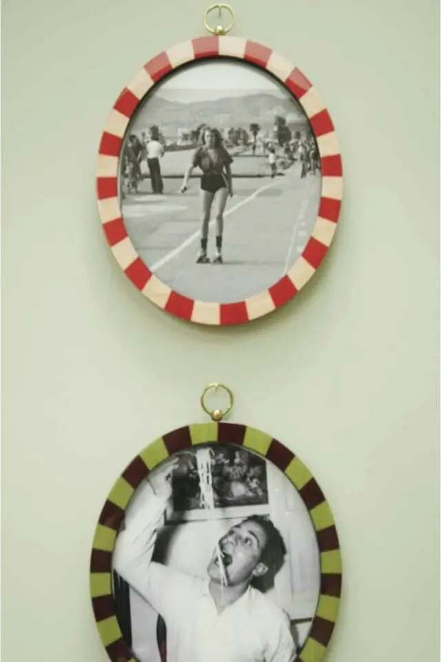 cadre photo original décoration murale effet médaillon moderne peinture bicolore effet rayures cadre photo original décoration murale effet médaillon moderne peinture bicolore effet rayures