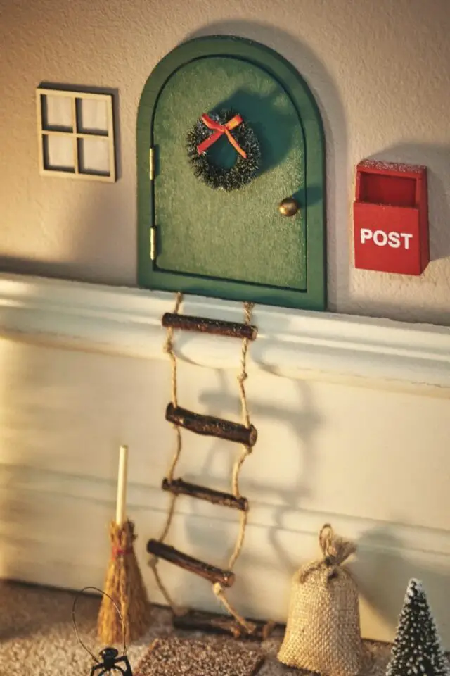 déco de Noël haut de gamme Søstrene Grene poétique coup de coeur porte de maison de lutin déco de Noël haut de gamme Søstrene Grene poétique coup de coeur porte de maison de lutin