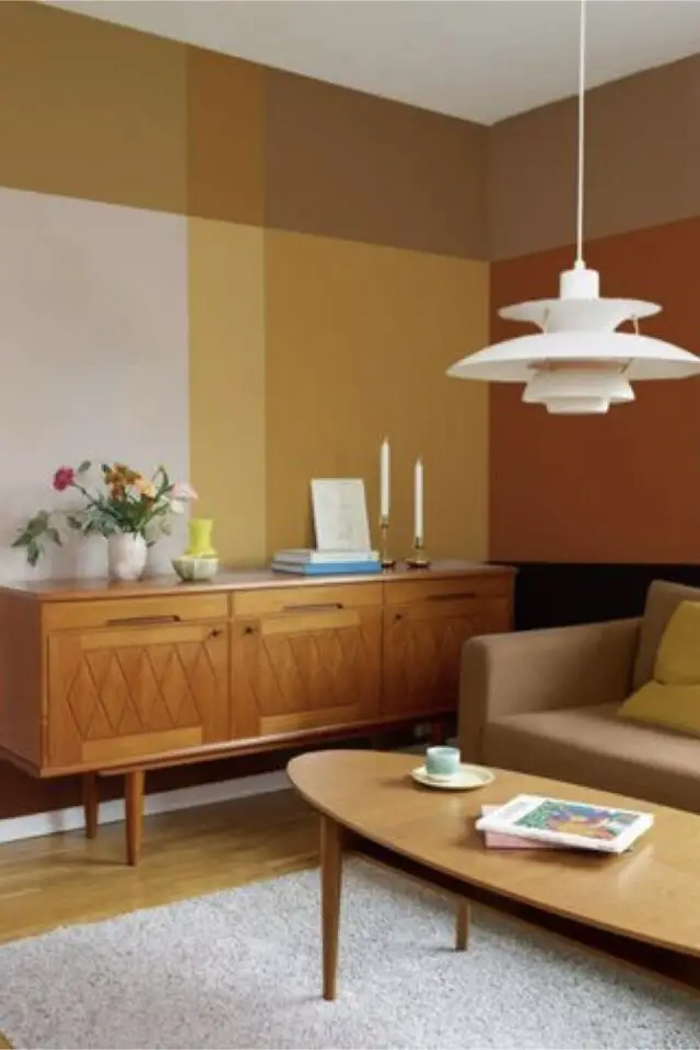 décoration murale salon peinture fresque murale motif géométriques colorés couleur chaude buffet vintage décoration murale salon peinture fresque murale motif géométriques colorés couleur chaude buffet vintage