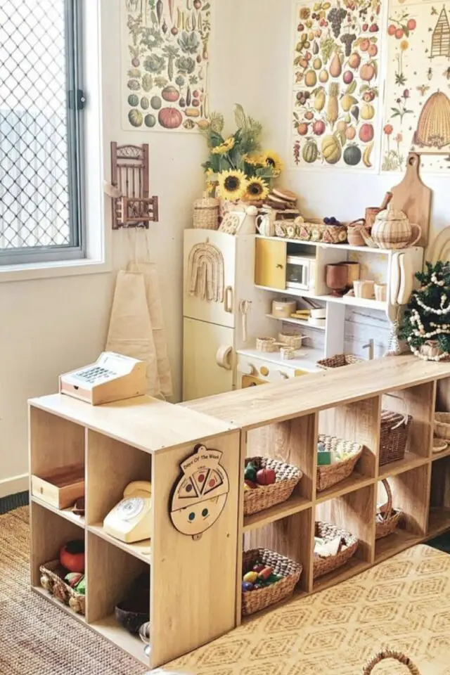 organisation petite salle de jeux meuble en bois casier rangement délimitation des espaces organisation petite salle de jeux meuble en bois casier rangement délimitation des espaces