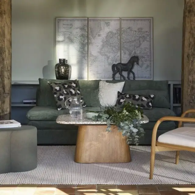 Canapé convertible 2/3 places en tissu recyclé vert kaki