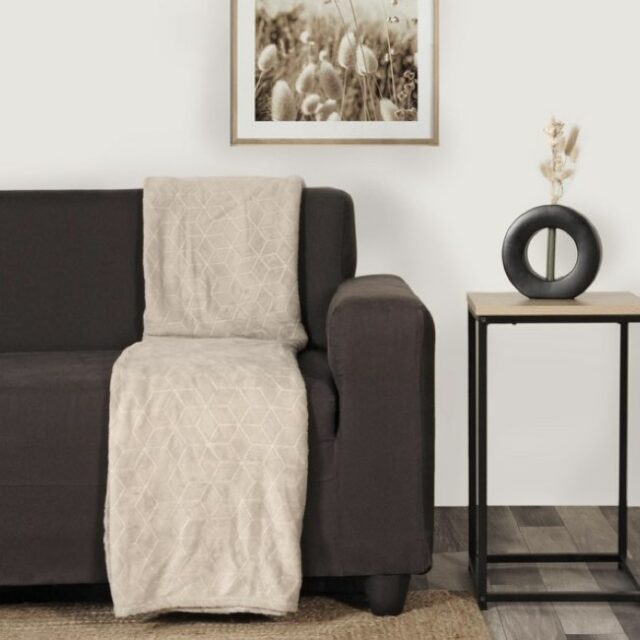 Plaid en flanelle à motif reliefé géométrique, 130x170cm, beige Plaid en flanelle à motif reliefé géométrique, 130x170cm, beige