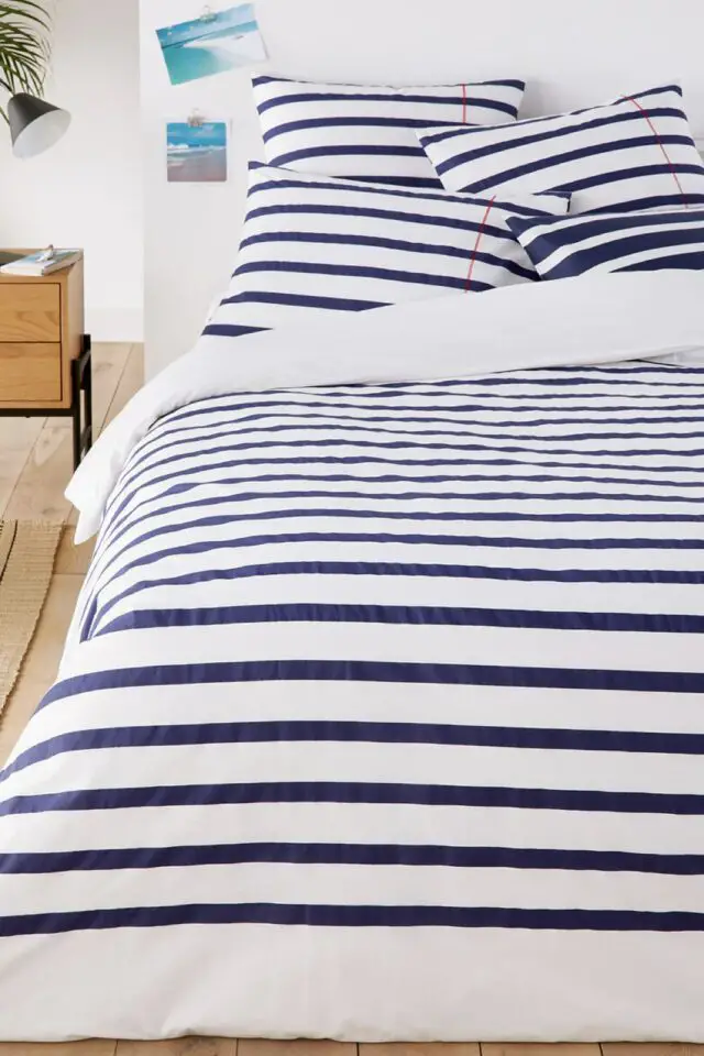 Housse de couette pur coton blanc et bleu marine rayures horizontales