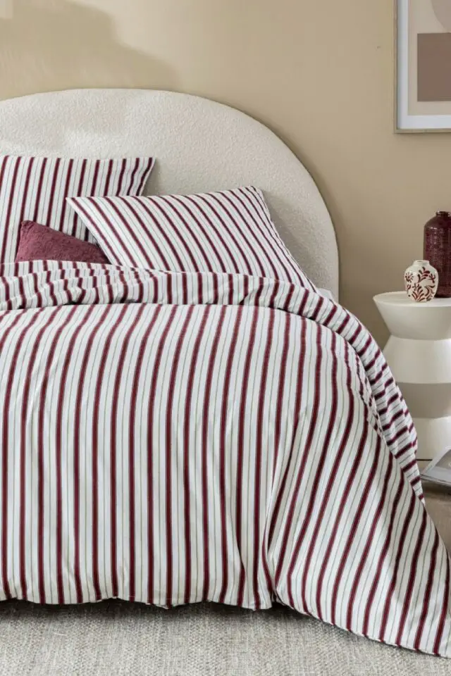 Parure de lit flanelle coton à fines rayures 