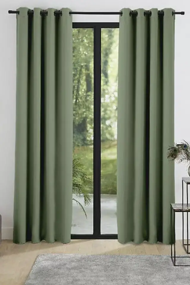 Lot de 2 rideaux occultant phonique et thermique doublé polaire "Arctique" Romarin Lot de 2 rideaux occultant phonique et thermique doublé polaire "Arctique" Romarin