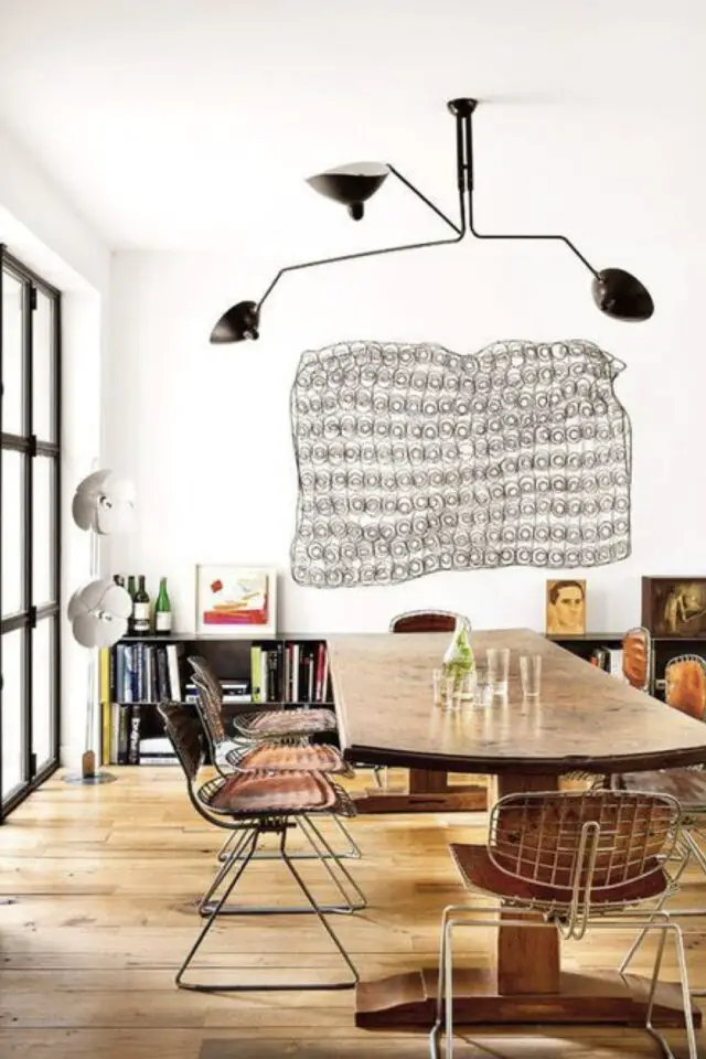 salle à manger bois tendance moderne chic touche design élégant art mural suspension vintage 