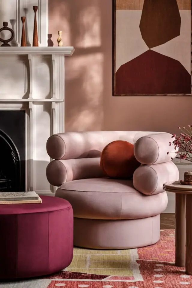 tendances déco salon 2026 fauteuil décoratif design rose idée facile à copier tendances déco salon 2026 fauteuil décoratif design rose idée facile à copier