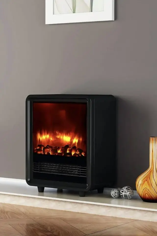 cheminée électrique décorative à poser petit modèle nomade pas cher noir chauffage d'appoint alternative radiateur 