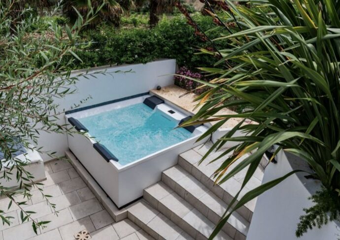 jacuzzi extérieur aménagement terrasse exemples photos