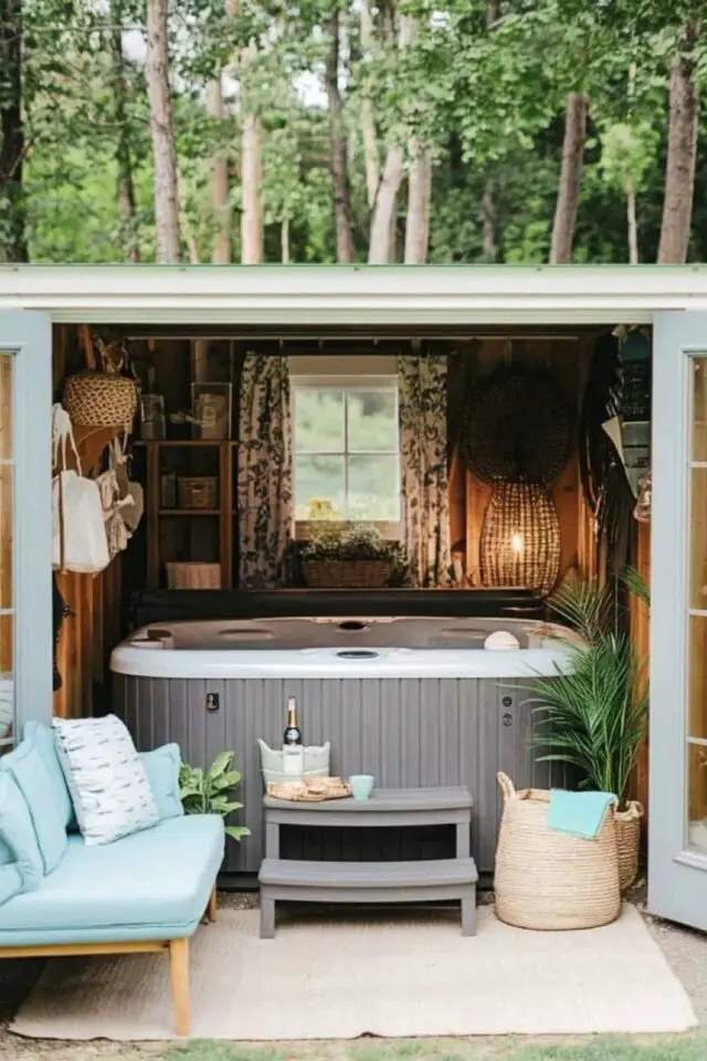 jacuzzi extérieur gonflable dans le cabanon de jardin she-shed aménagement idées exemples jacuzzi extérieur gonflable dans le cabanon de jardin she-shed aménagement idées exemples