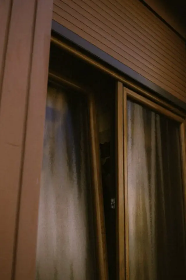 moisissure fenêtre problème aération solution pratique et efficace 