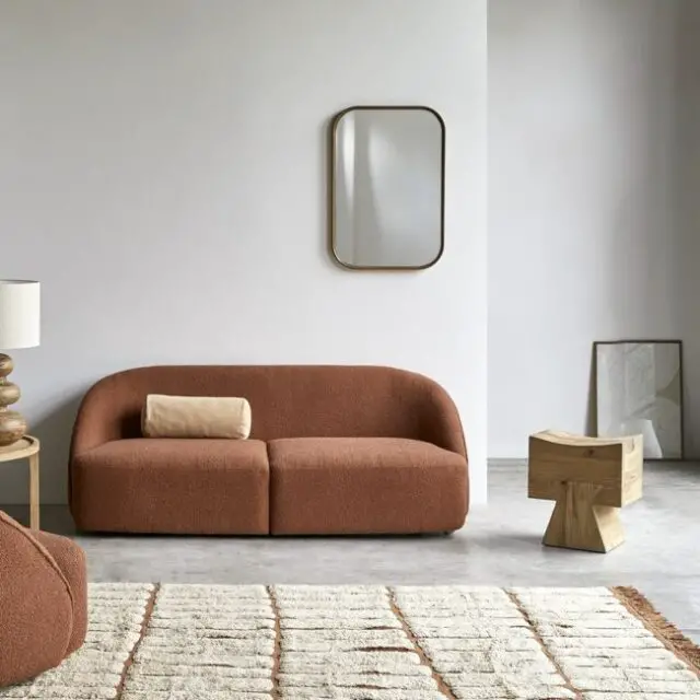 Canapé en acacia massif et tissu terracotta, 2 places