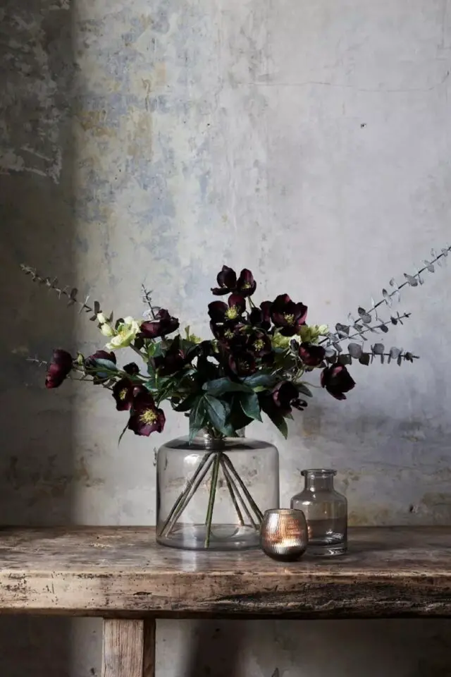 fleur février Saint Valentin Héllebore élégante bouquet à offrir 