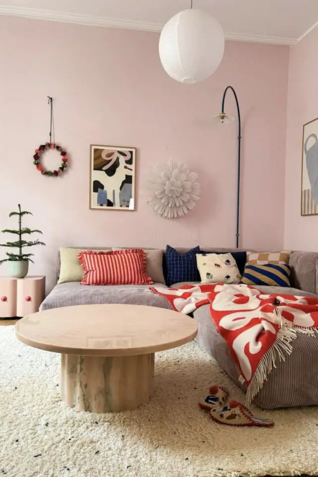 nettoyage canapé en tissu conseils entretien fréquence produits à utiliser velours côtelé 