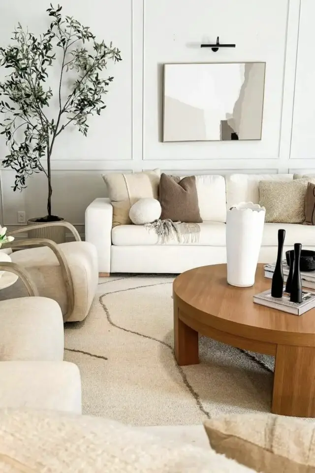 nettoyage canapé en tissu blanc cassé éviter traces et auréoles conseils produits à utiliser 